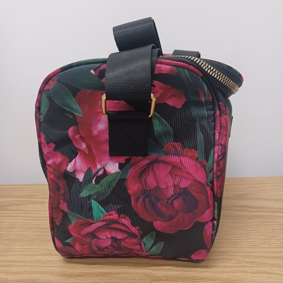 Betsey Johnson Insulated Lunch Tote Bag Rose Floral Print Design Pink Black - Picture 3 of 11